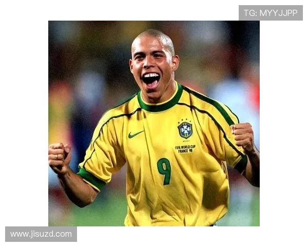 即将退役的足球明星们回顾辉煌岁月与未来人生规划